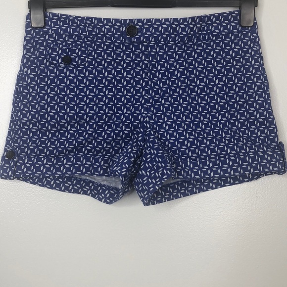 Banana Republic Pants - Banana Republic Martin Blue Patterned Shorts, Sz 6